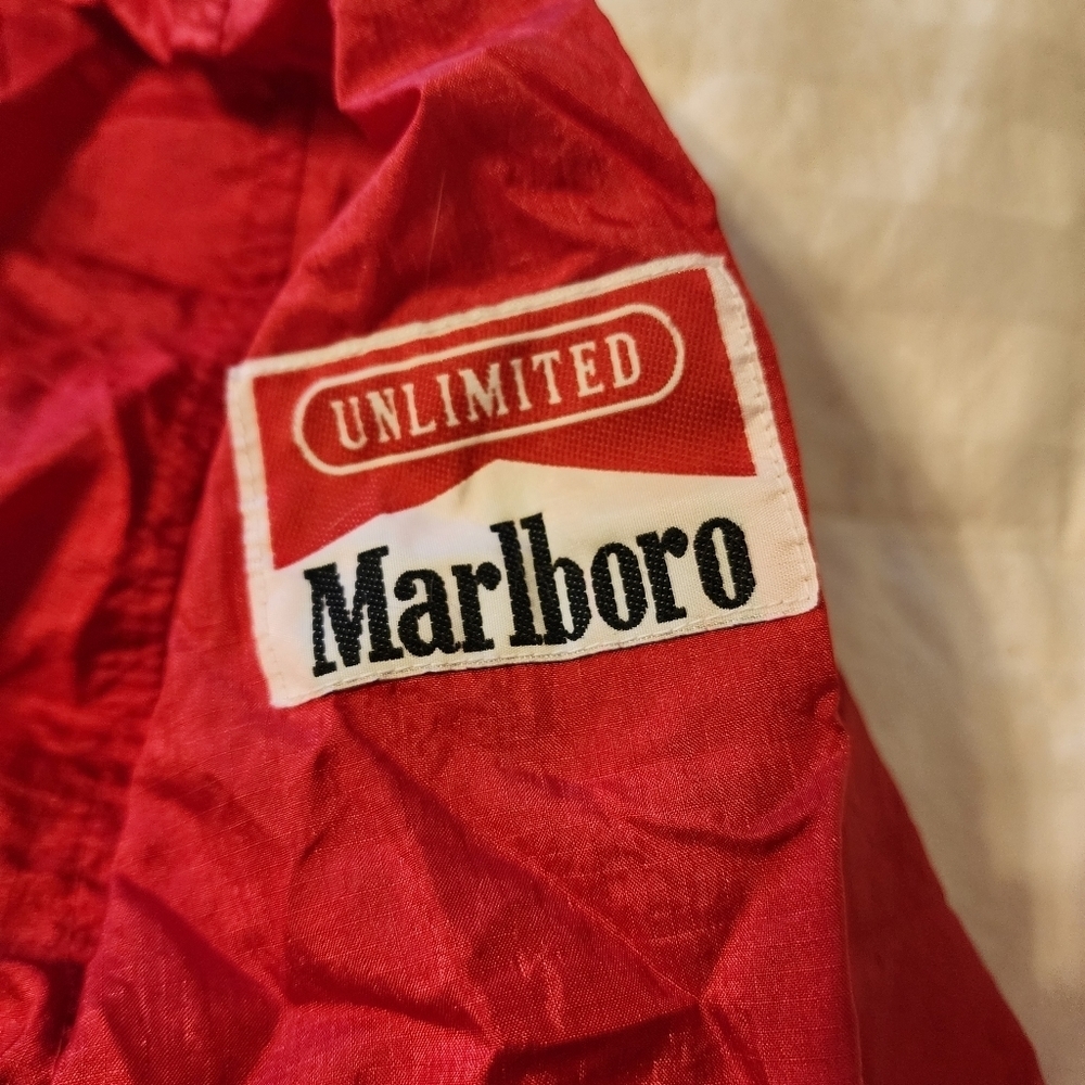 Vintage 90s Marlboro Windbreaker